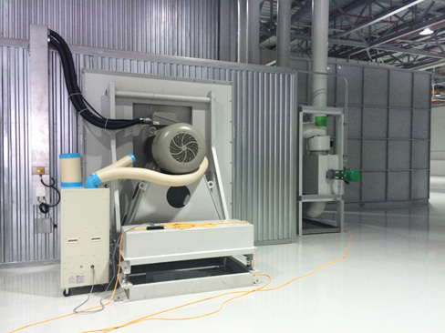 冬夏冷氣機(jī)成功解決了降溫問(wèn)題，贏得了東洋輪胎一致好評(píng)